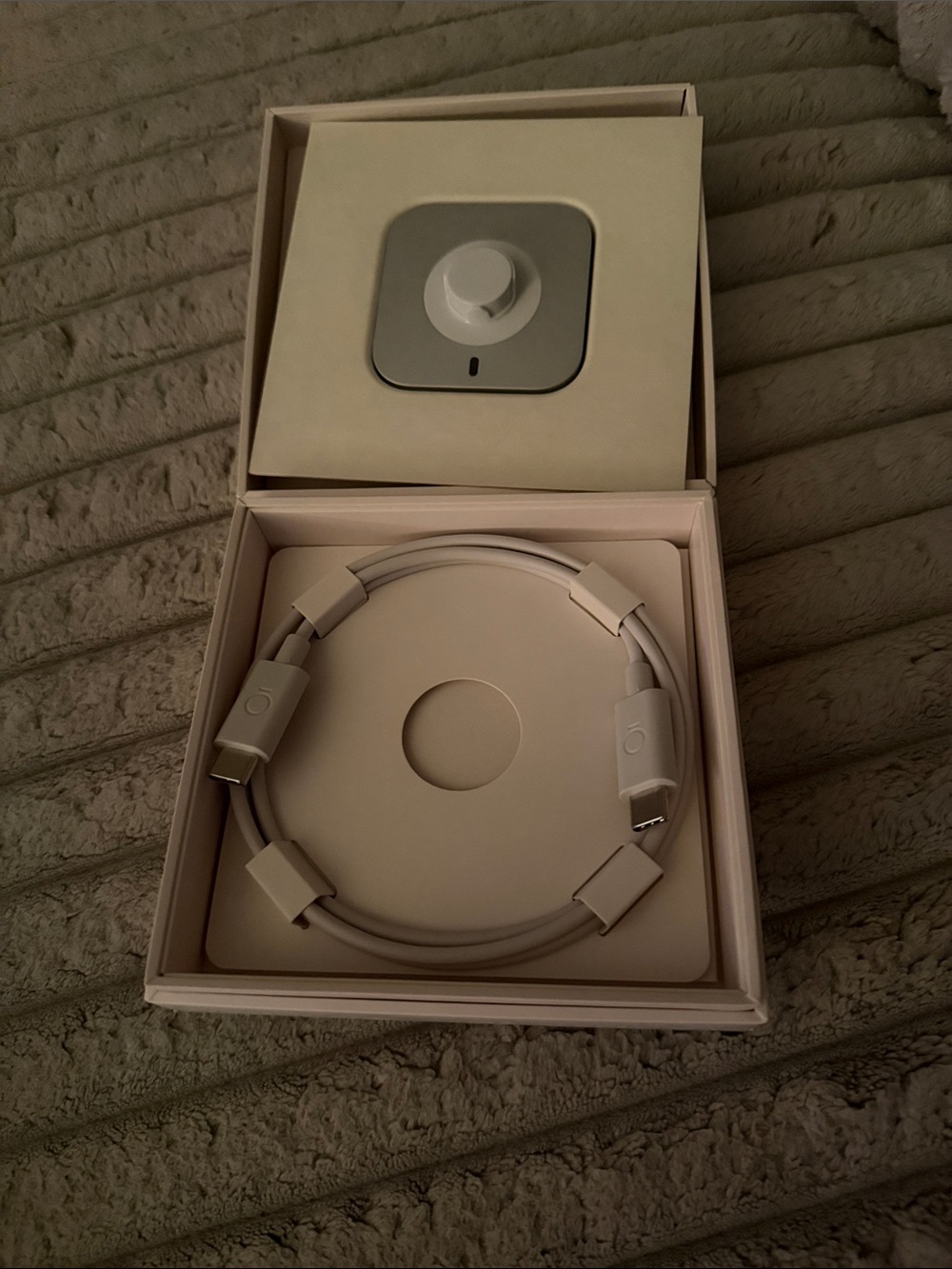 Oura Ring 5 Charger with USB cable